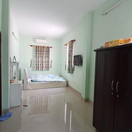 Hotel In Bui Vien Walking Street Хошимін Екстер'єр фото