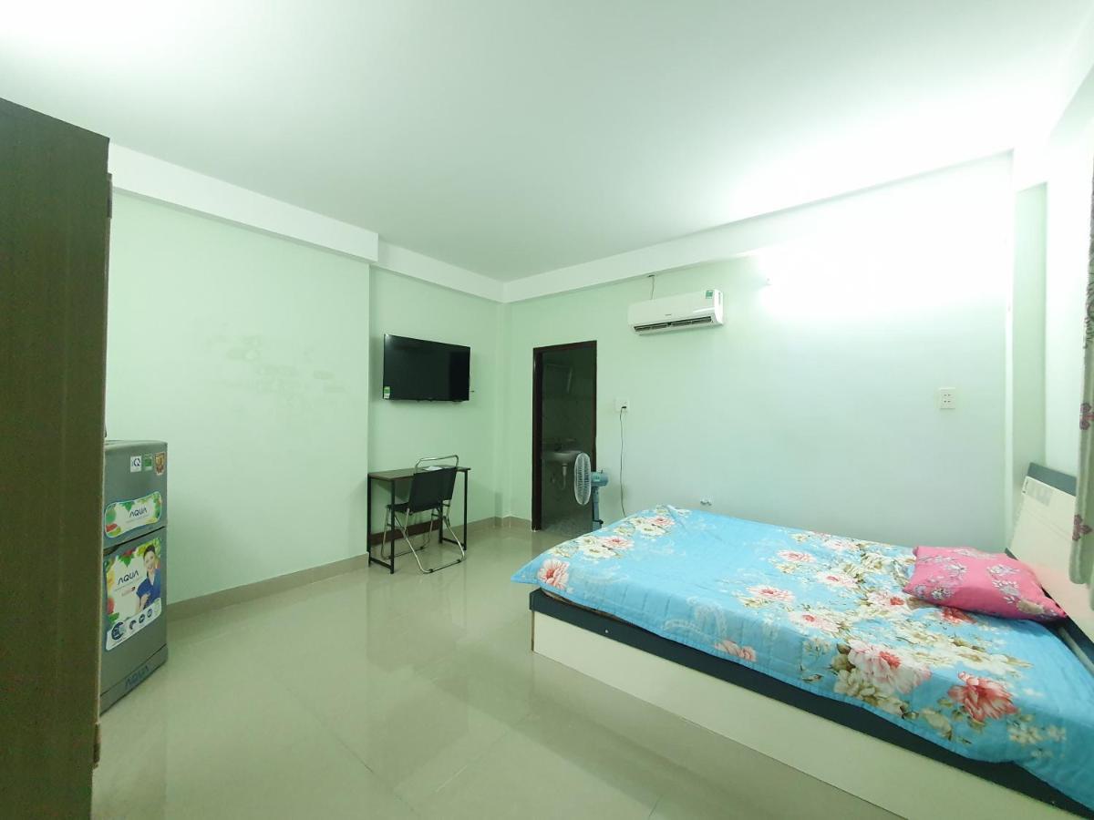 Hotel In Bui Vien Walking Street Хошимін Екстер'єр фото